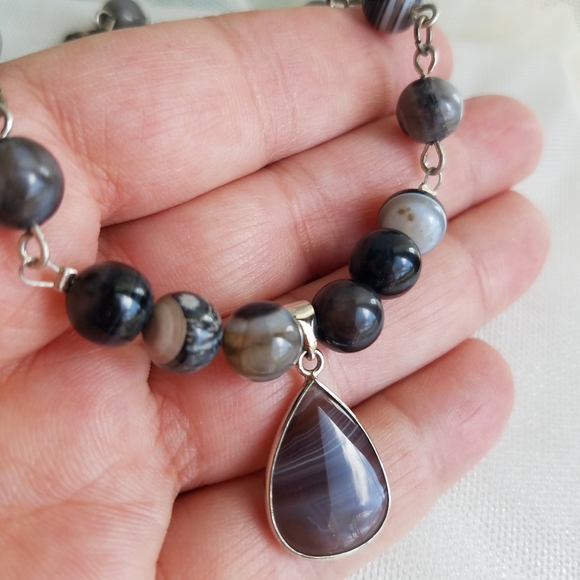 Genuine Agate Gemstone Bead Teardrop Necklace NWT - Picture 5 of 13